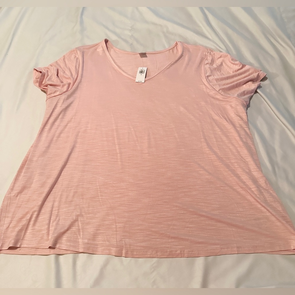NWT! Plus size 2X top